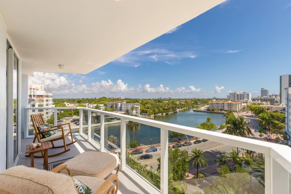 Cost of Balcony Construction in Blaine