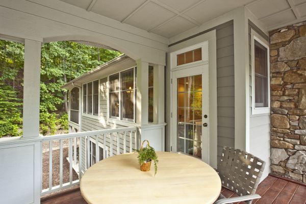 Cost of Covered Porch Installation in Blaine