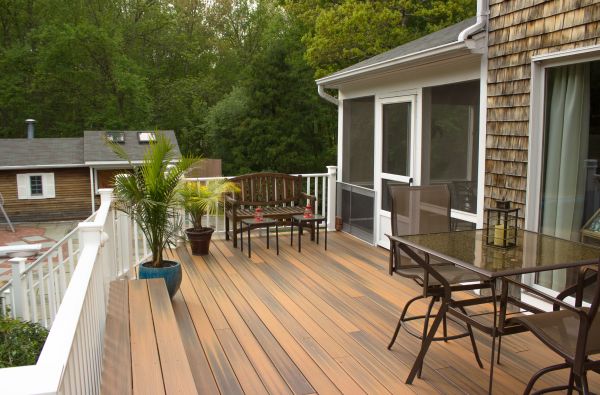 Decking Service in Blaine
