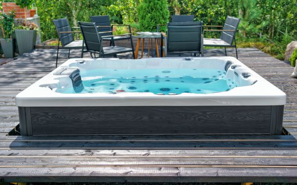 Cost of Spa Deck Remodeling in Blaine